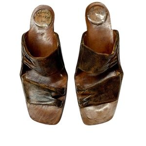 Cortina Prime Leather Sandals